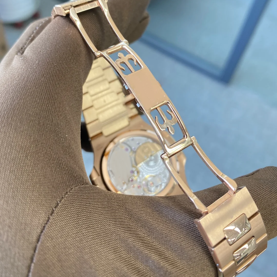 Timeless Lux Moonphase Diver Watch™